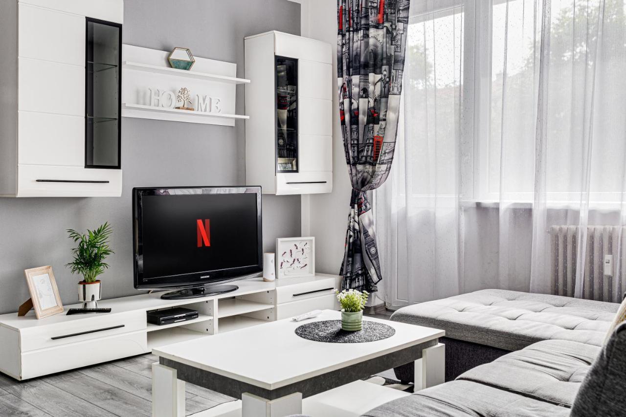 Gabriel Apartment アラド エクステリア 写真